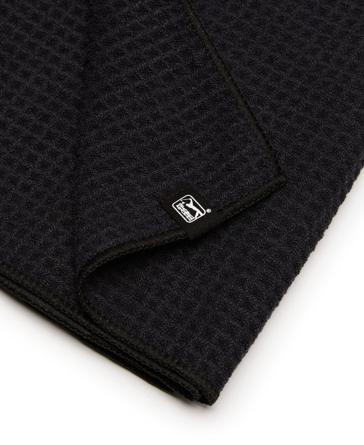PGA TOUR MICROFIBER WAFFLE TOWEL (Caviar) 